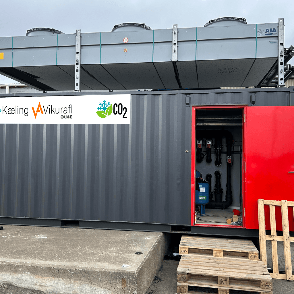 Nýtt umhverfisvænt kælikerfi í gámaútfærslu fyrir First Water frá Kælingu Víkurafli